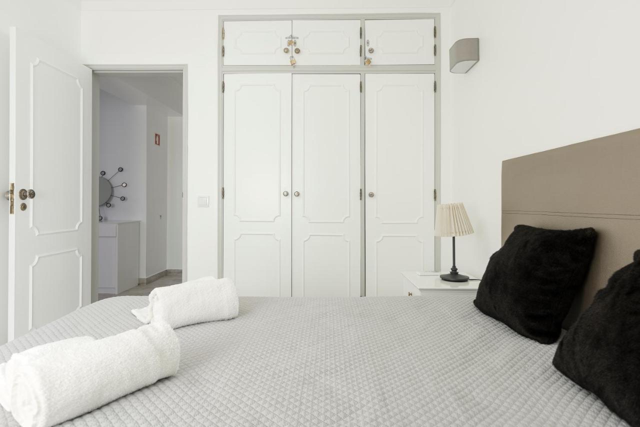Chantal Apartment - Near The Beach - Quarteira Luaran gambar